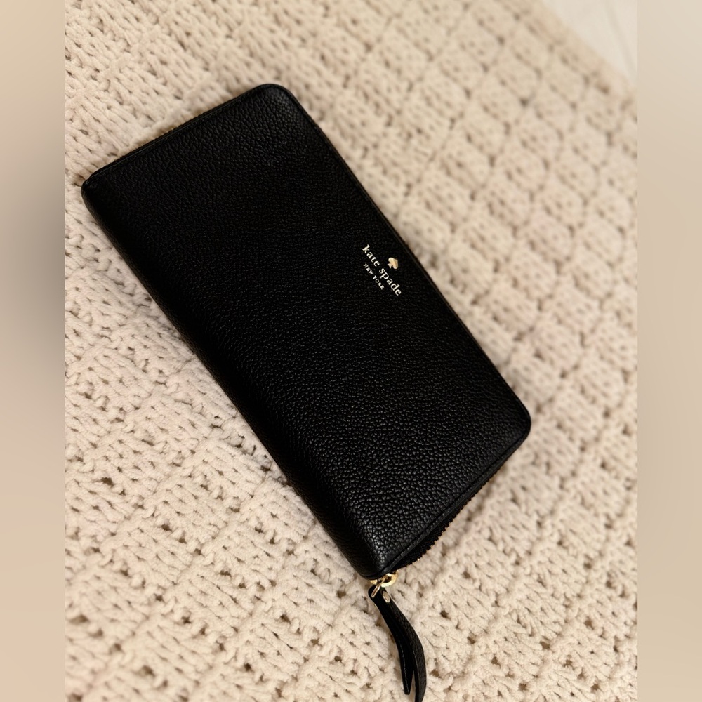 Kate Spade Black Wallet